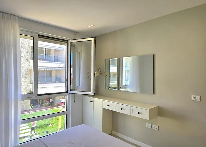 Sunset Paradise 294 *